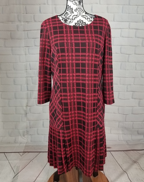 Tahari Dresses & Skirts - Tahari plaid print zip back stretch dress sz 12